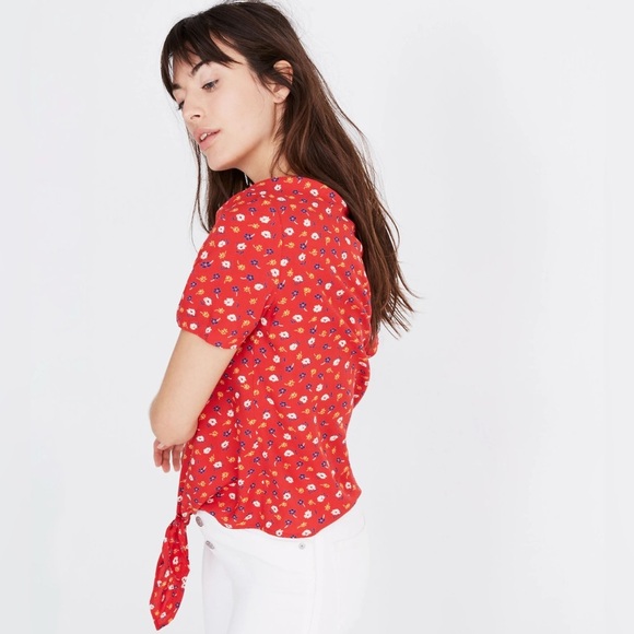 Madewell Novel Tie-Front Top in Red Prairie Posies Floral print Medium - Picture 3 of 13